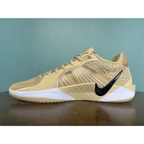 Nike Sabrina 2 TB Team Gold Women’s Size 14/Men\'s Size 12.5 HM5038-700